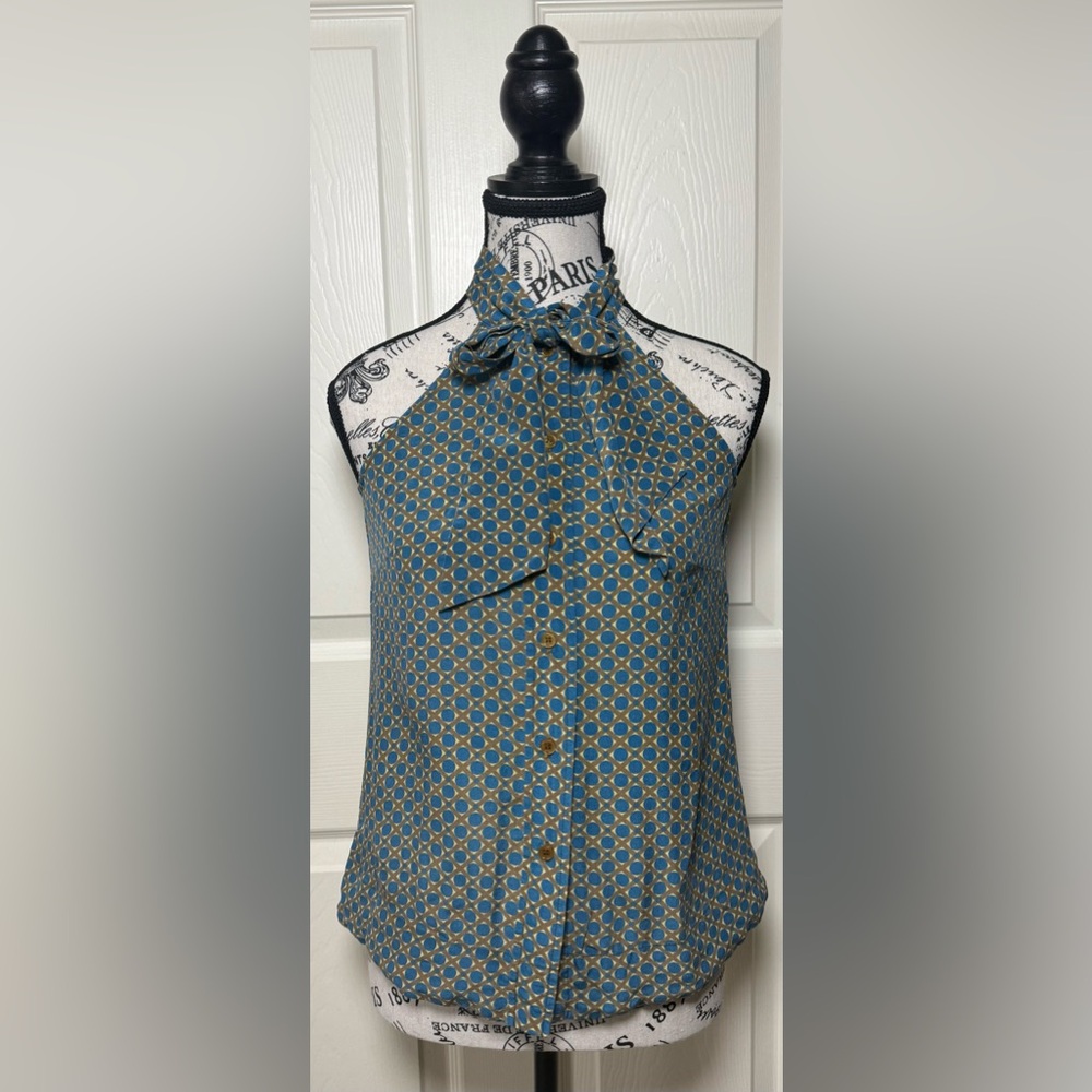 100% Silk Anthropology Girls from Savoy Tie Front Sleeveless Blouse
